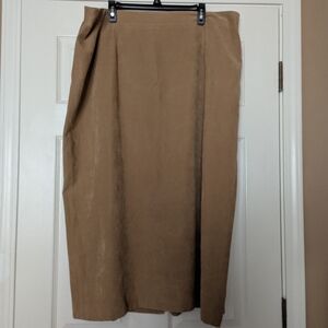 Judith Hart Elegant Tan Women's Skirt